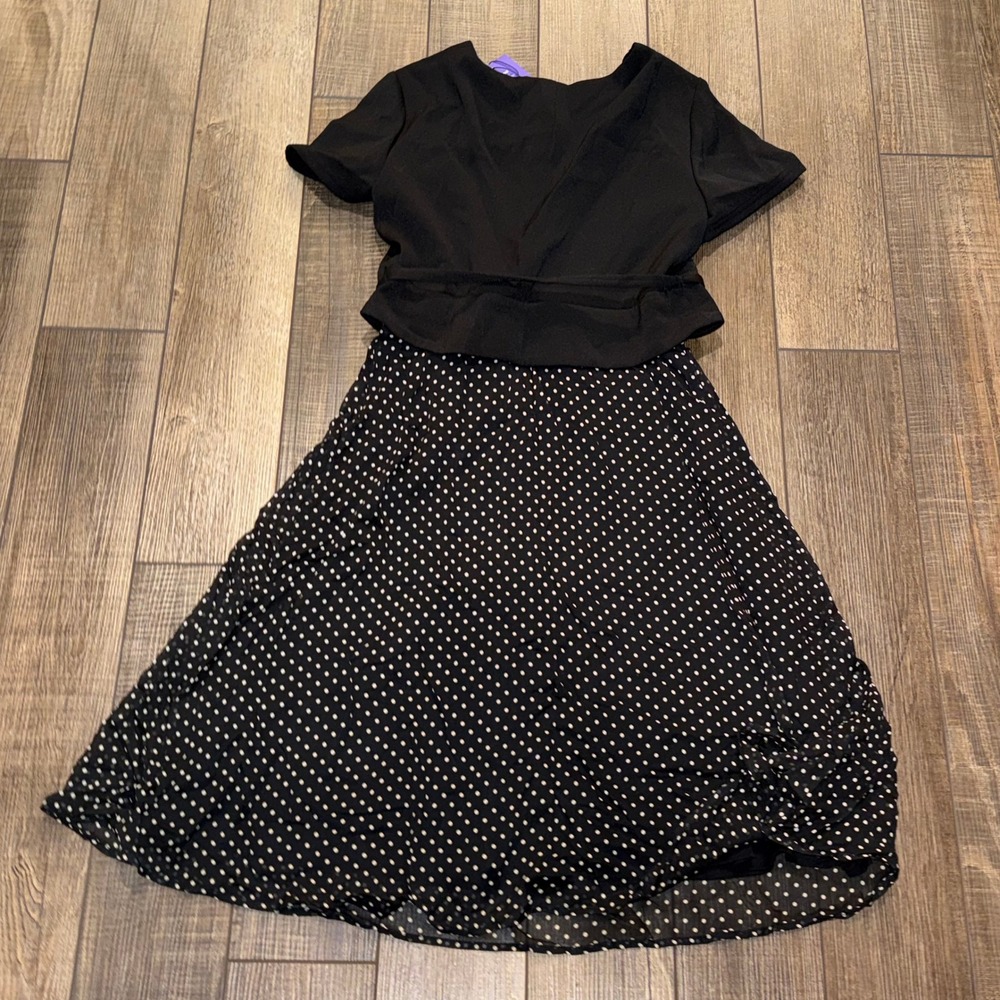 Seraphine Luxe Jill Ponte Nursing Dress Black Polka Dot Maternity Size 6 US NEW - Picture 2 of 7